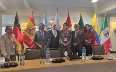 Notaria Gloria Ortíz, destaca en Comisión Plenaria del Notariado de América en Lima